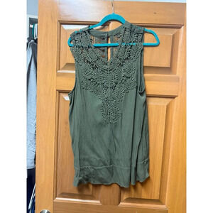 Signature studio cute large top